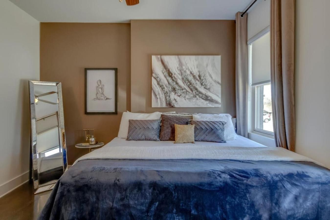 Modern Townhome With Gorgeous Patio Space * Nashville
