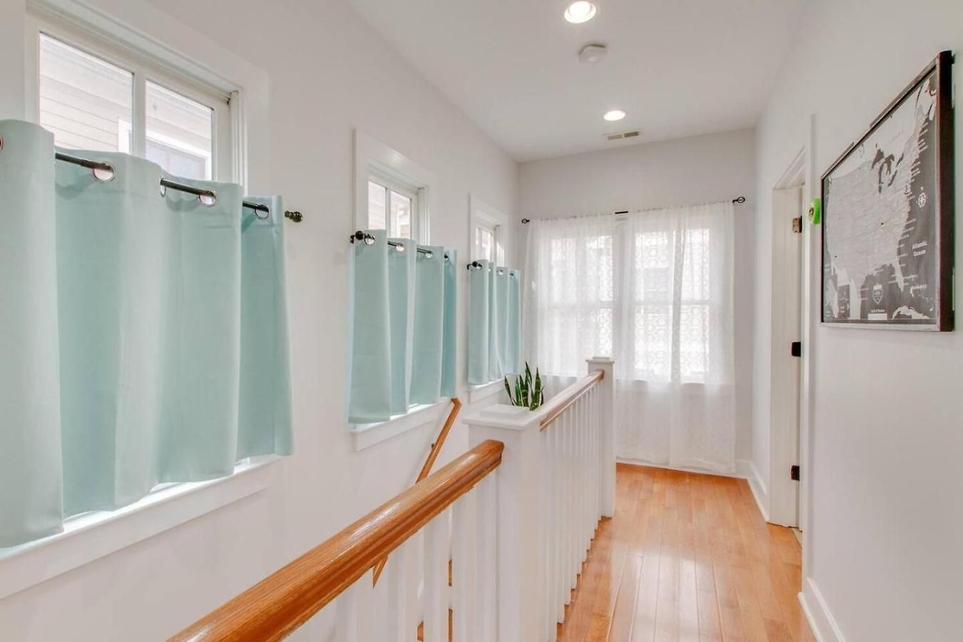 Vibrant Trendy Two Bedroom Near Marathon Village Holiday home Nashville