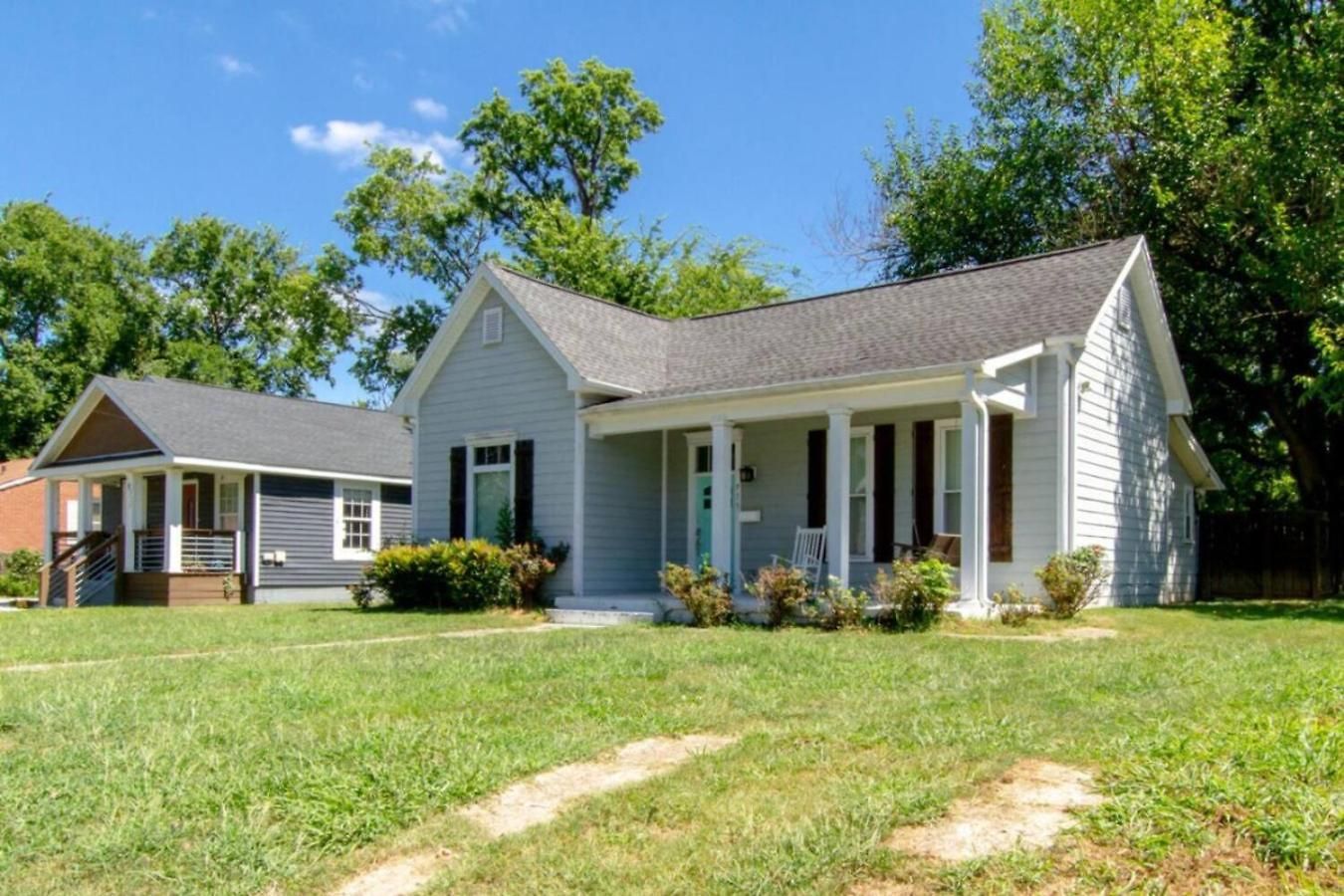 East Nash Enclave Movie Private Yard Holiday home Nashville