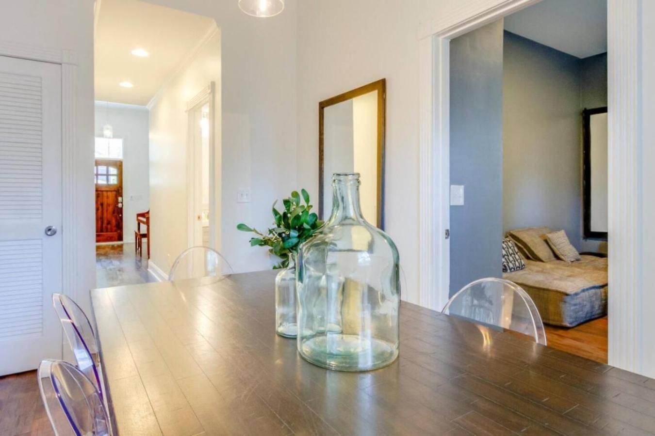 East Nash Enclave Movie Private Yard Nashville