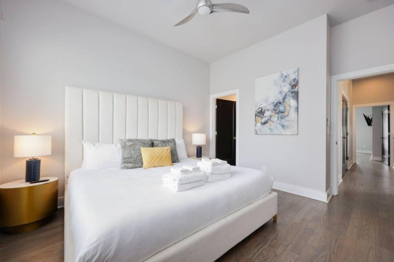 Holiday home Sapphire Loft 4 Bedroom 4.5 Bath Rooftop Patio *