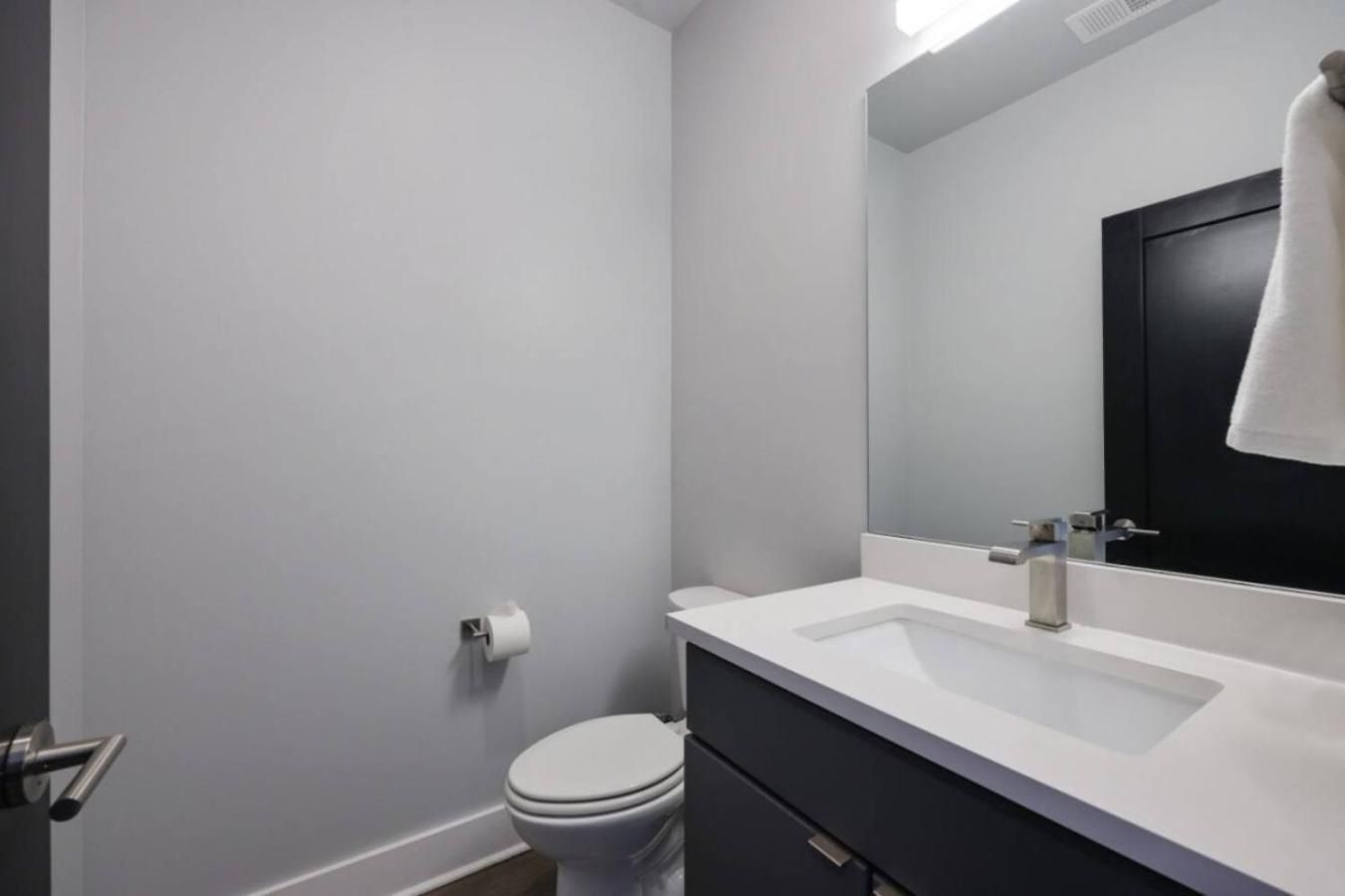 Holiday home Sapphire Loft 4 Bedroom 4.5 Bath Rooftop Patio Nashville