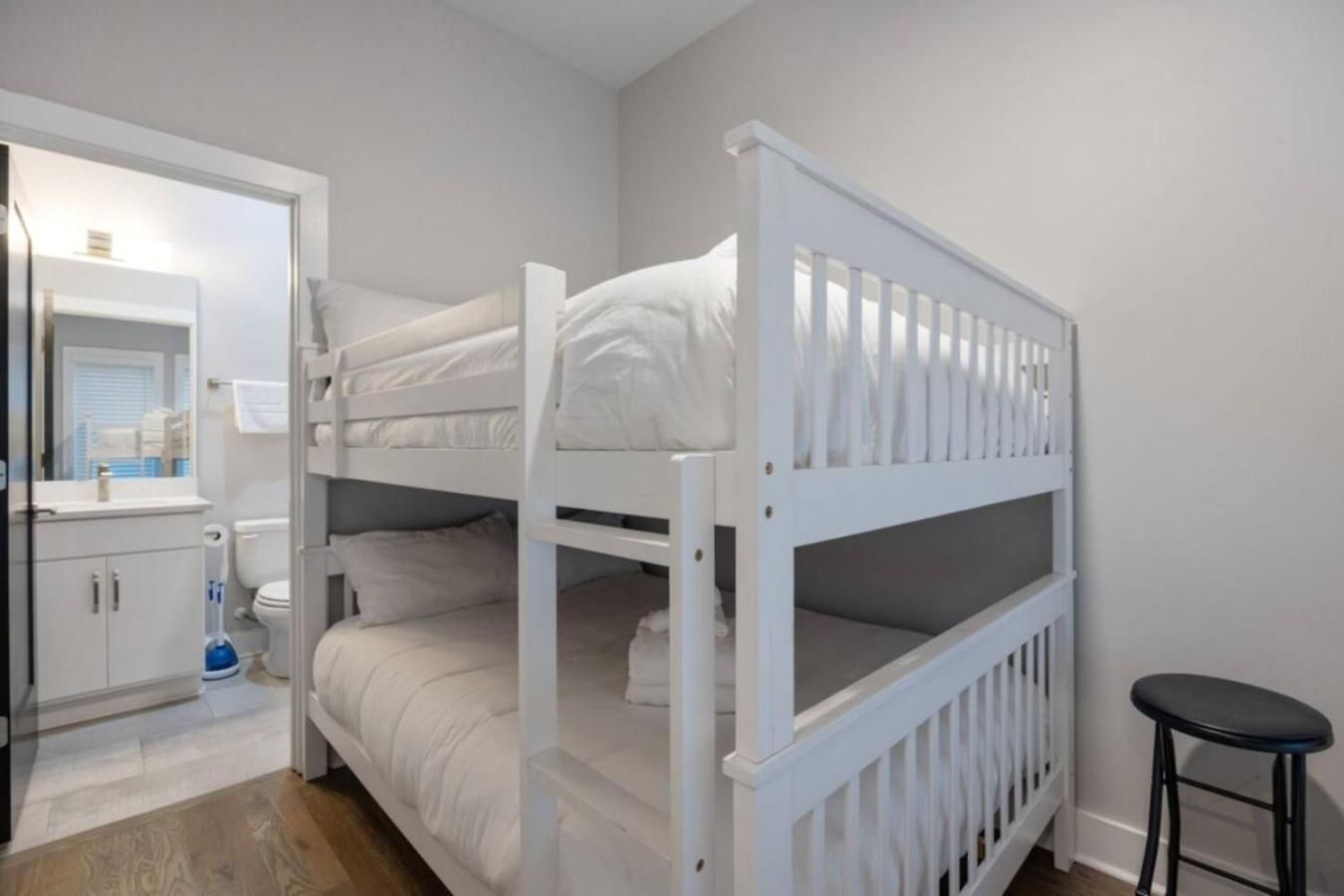 Holiday home Sapphire Loft 4 Bedroom 4.5 Bath Rooftop Patio