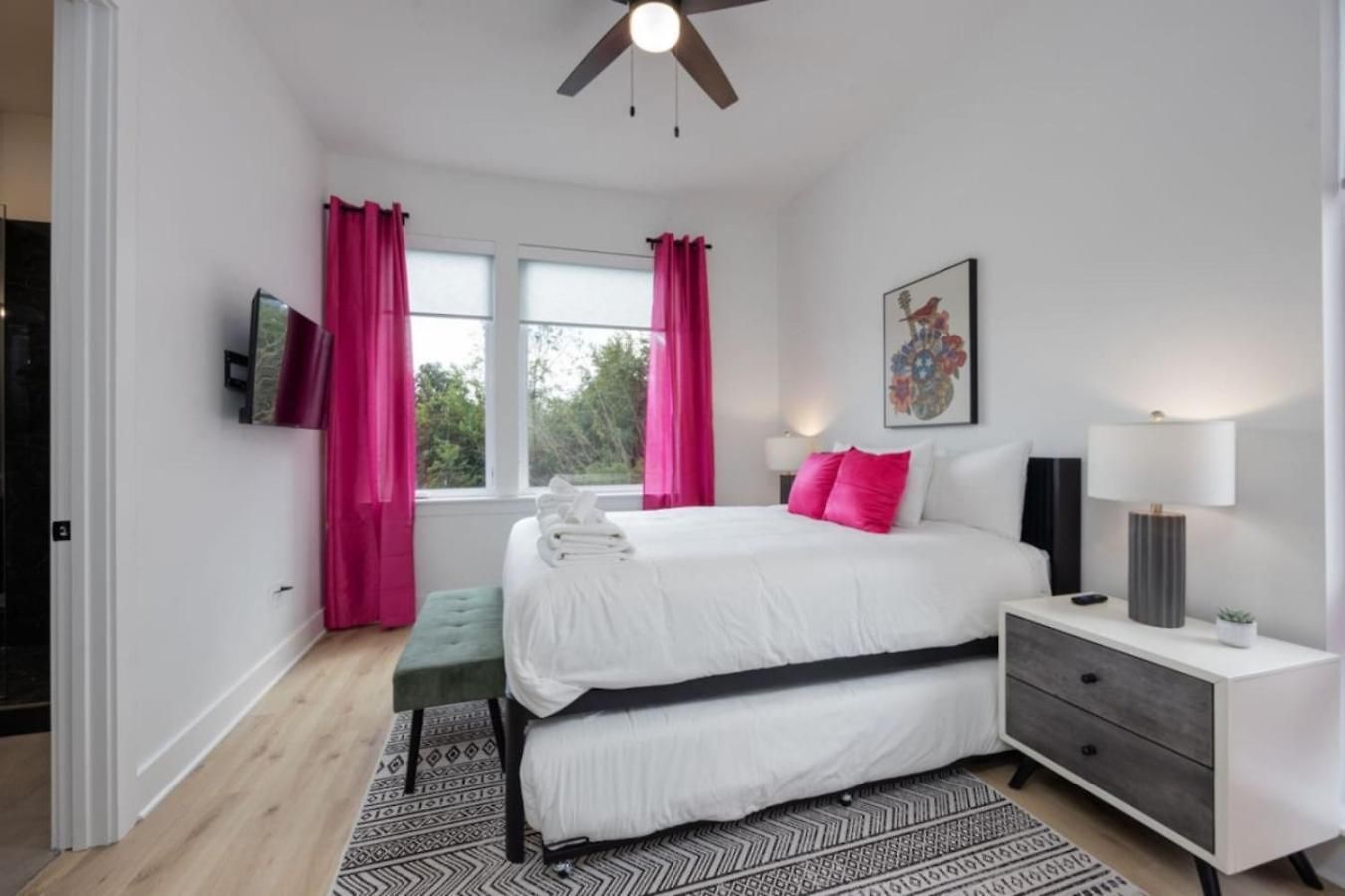 The Ryman 4 Bedroom Haven With Scenic Rooftop Holiday home *