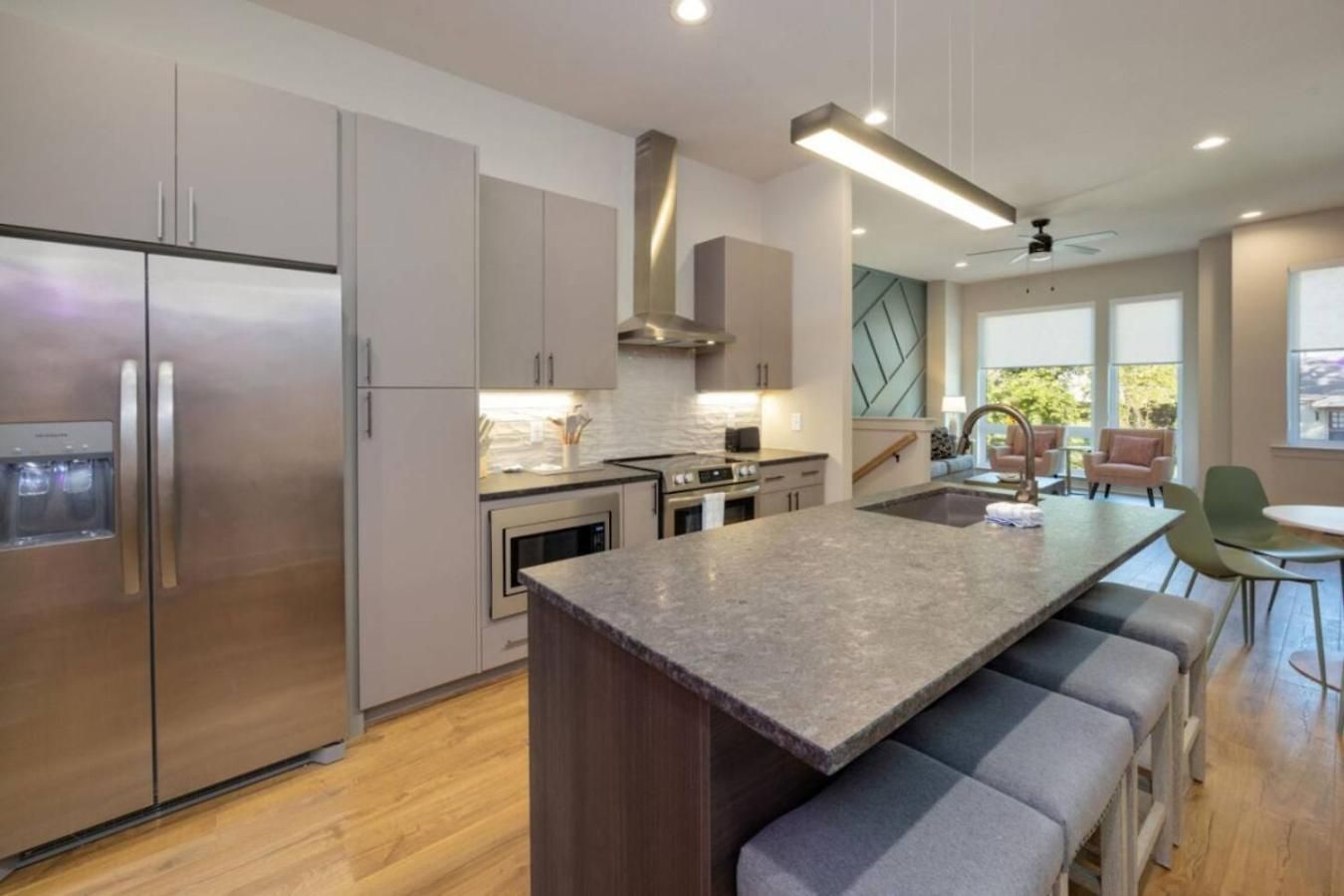 Cowgirl Up 4bd 4.5bth Rooftop Views *