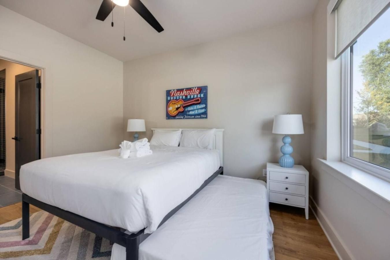 Cowgirl Up 4bd 4.5bth Rooftop Views Holiday home