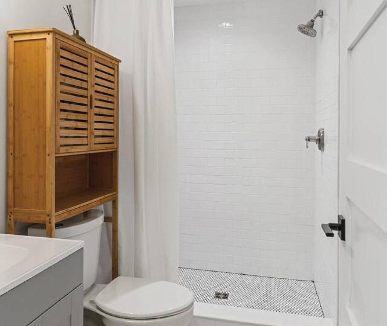 Holiday home Walk To Restaurants Outdoor Patio With Grill And Fit Pit 1 Mile To Stadium And Downtown *