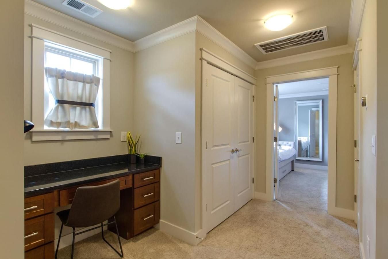 Downtown Dream Extra Bedding Minutes To Broadway * Nashville