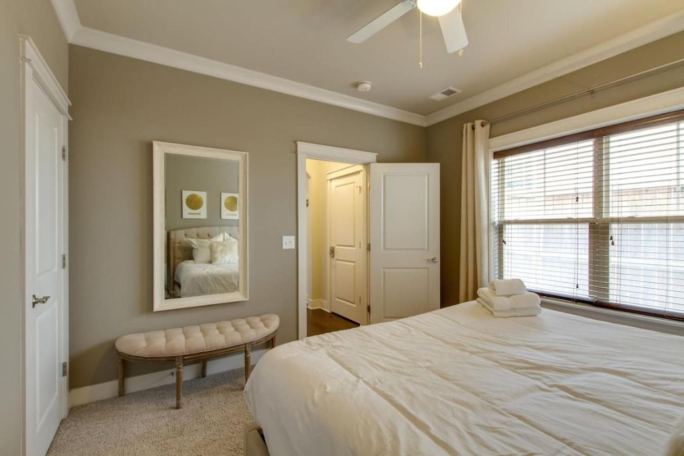 Downtown Dream Extra Bedding Minutes To Broadway