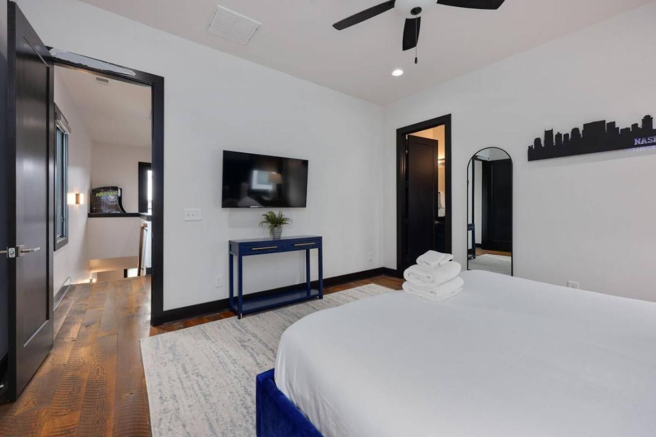 Two Townhomes Blue Dreams And Rustic Elegance