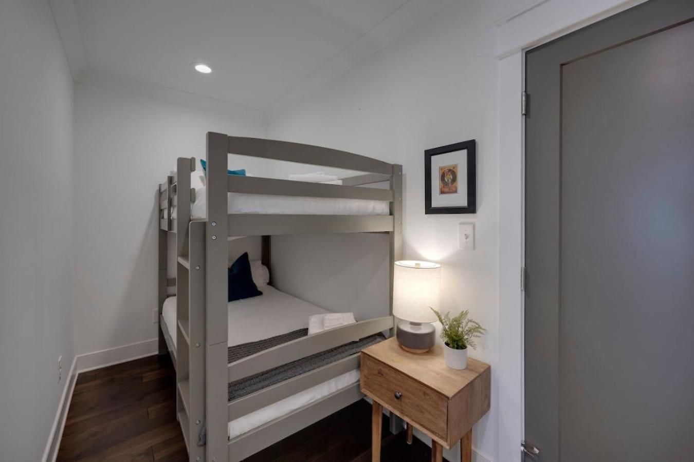 Two Gorgeous Homes Twenty Guests Amazing Location Holiday home Nashville