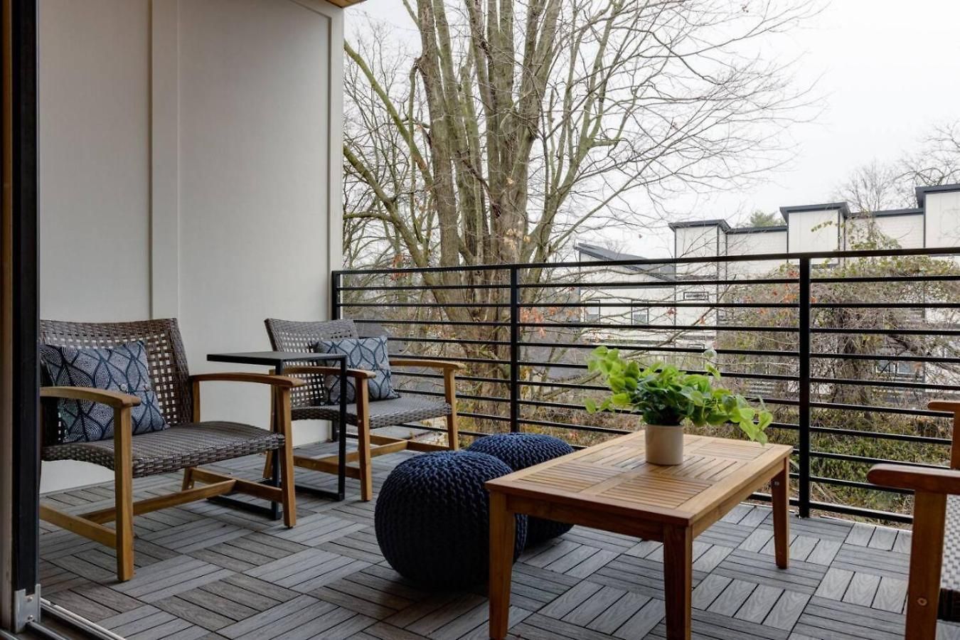 East Beauty Minutes To Downtown Holiday home Nashville