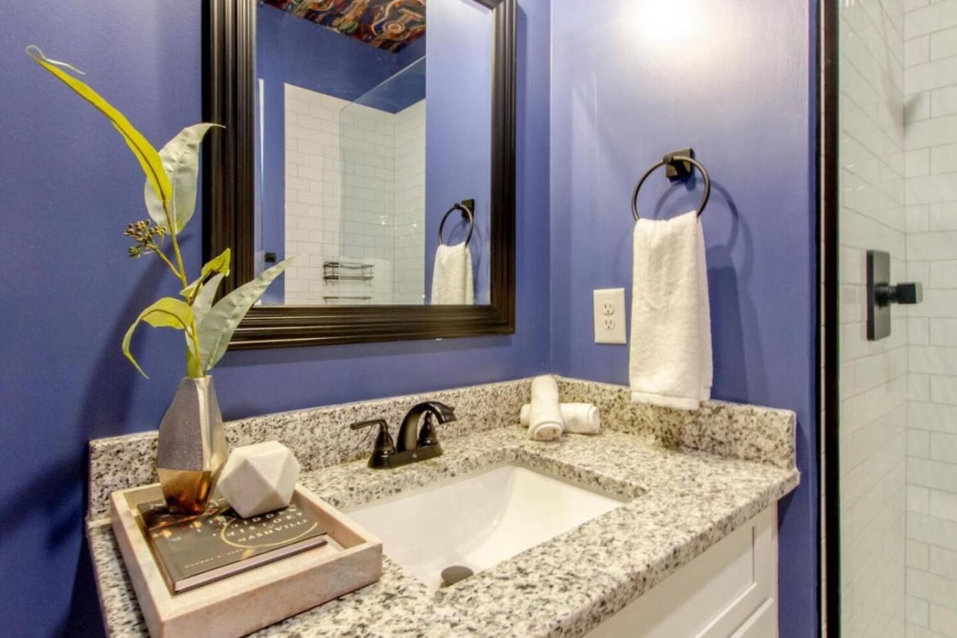 Stylish Haven In South *