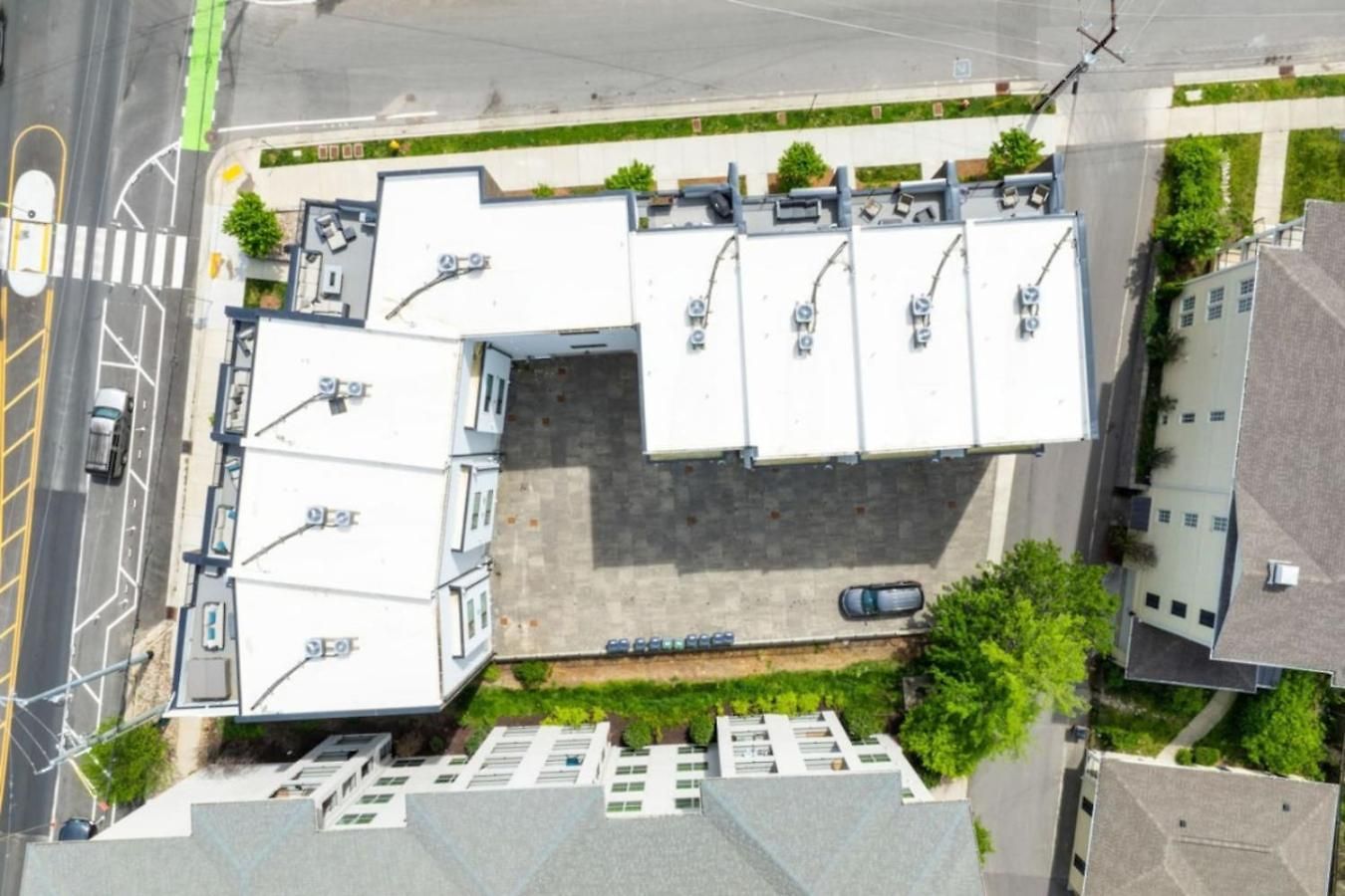 Metro Charm - Rooftop Lounge - Hot Tub *
