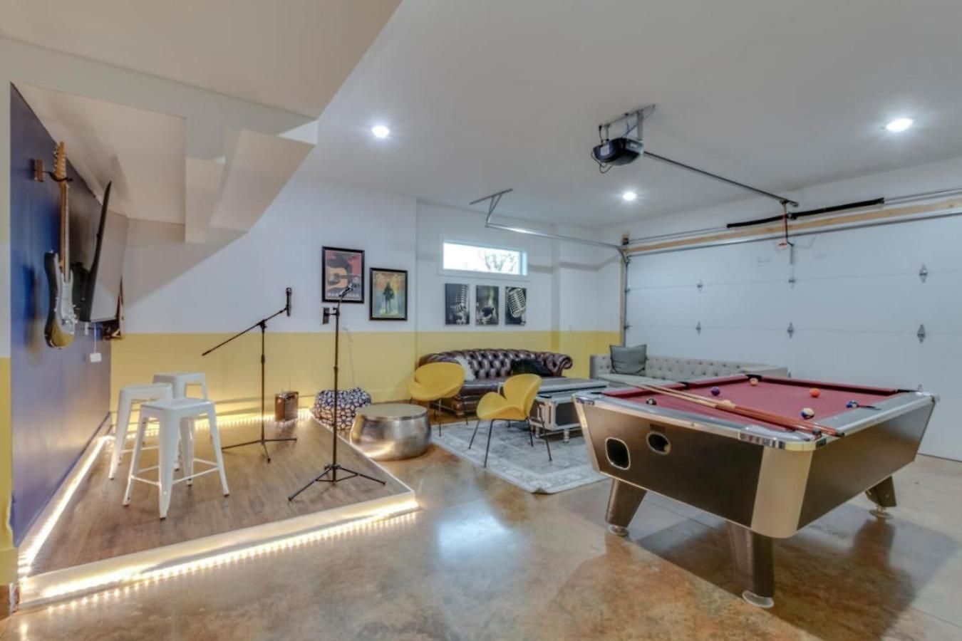 Spacious And Modern 2 Rooftops Stage Games And Nashville