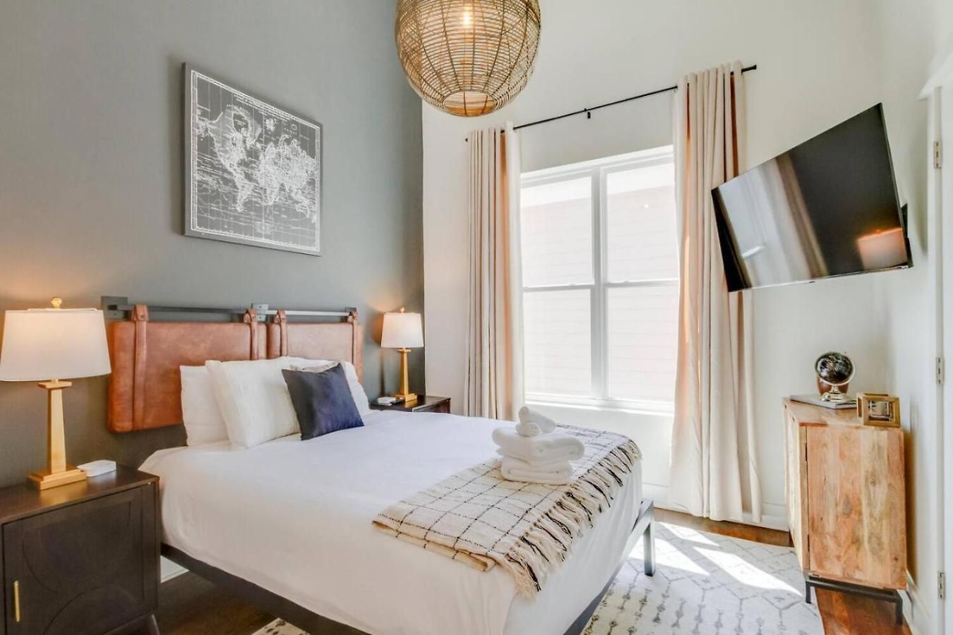 Holiday home Two Townhomes Rooftop Patios Hillsboro Village Nashville