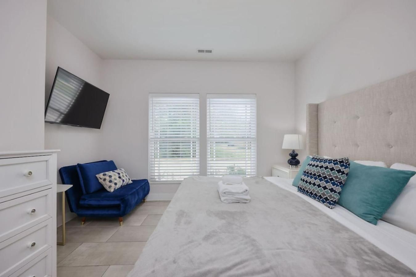 Two Townhomes - Hot Tubs And Rooftop Balconies Holiday home Nashville