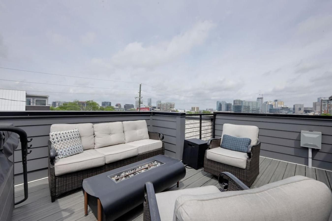 Two Townhomes- Rooftop Lounge- Hot Tub- Views *