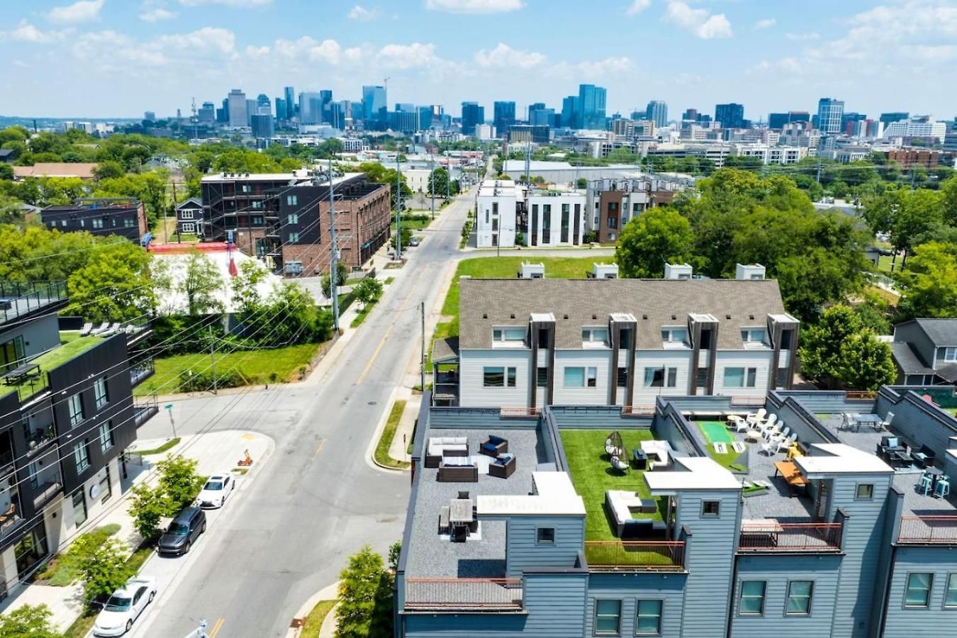 Luxury Double Townhomes With Two Huge Sky Rooftops Holiday home