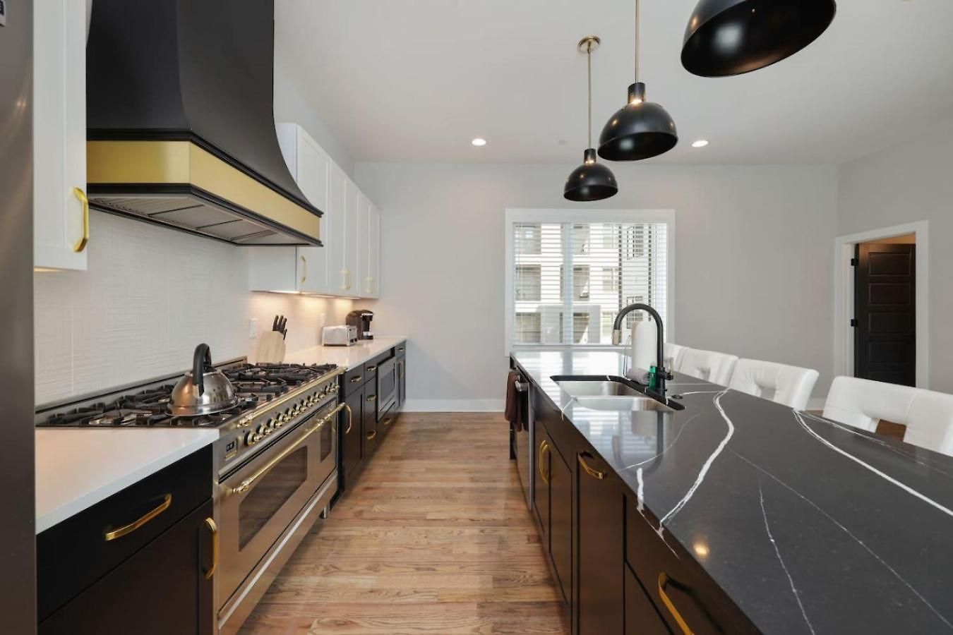 Two Townhomes Rooftop Lounges With Skyline Views Holiday home *