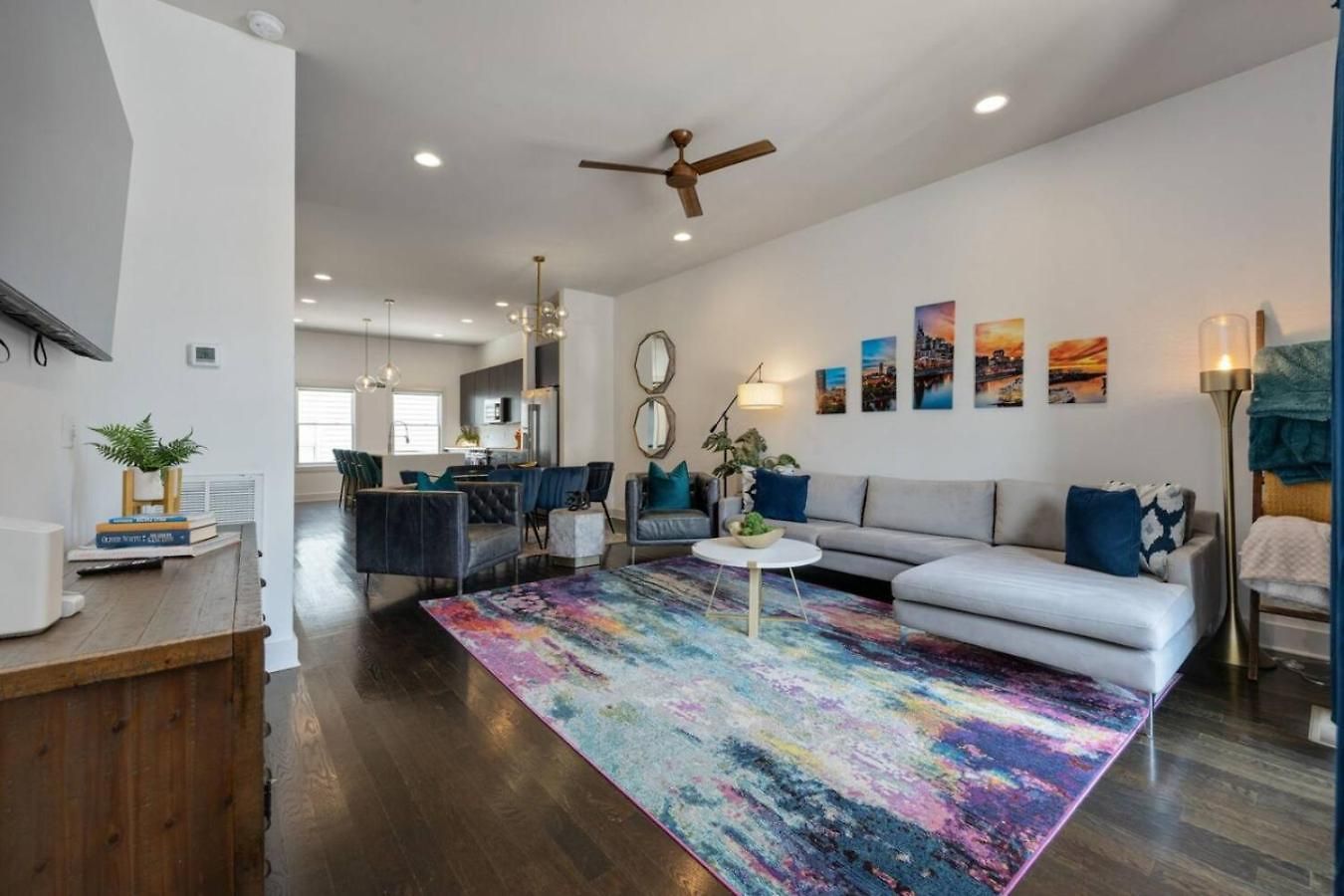 Luxury Double Townhomes With Two Huge Sky Rooftops Holiday home Nashville