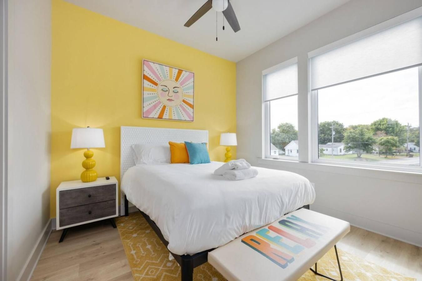 Hey Dolly Denim Dual Townhomes * Nashville