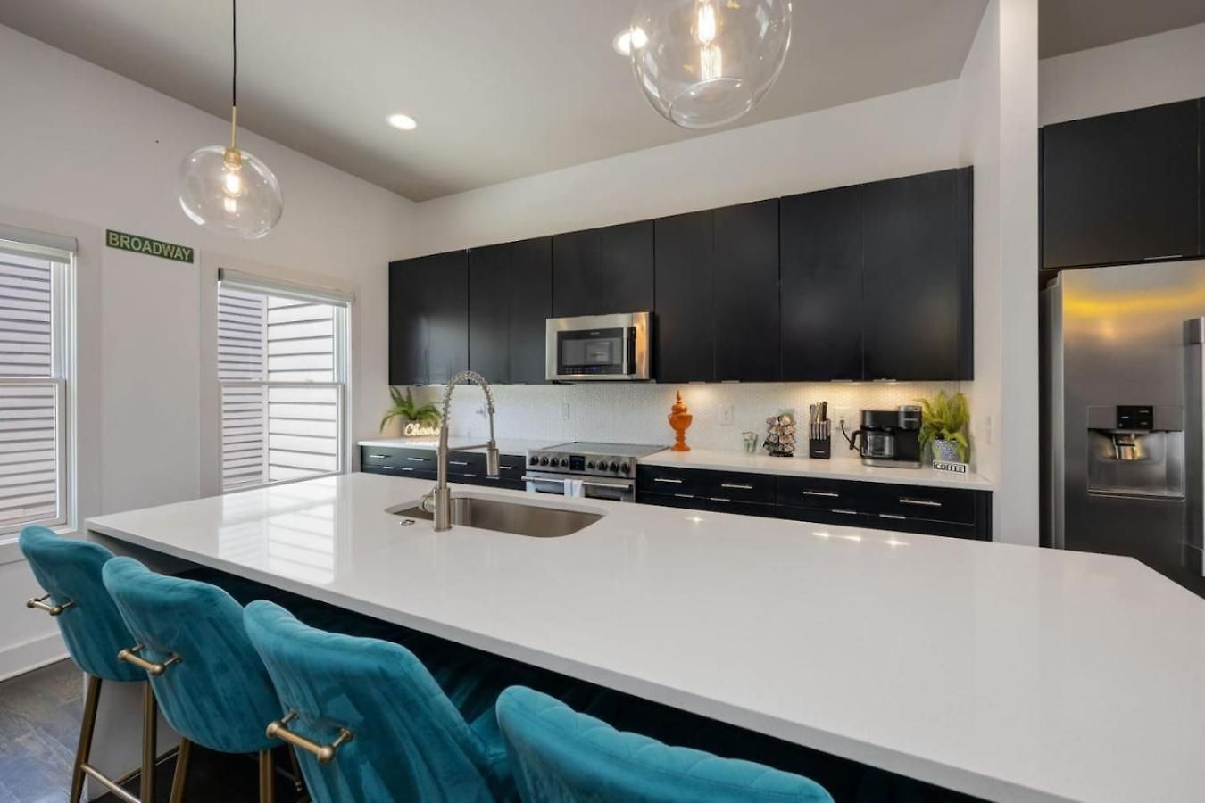 Luxury Double Townhomes With Two Huge Sky Rooftops Holiday home *