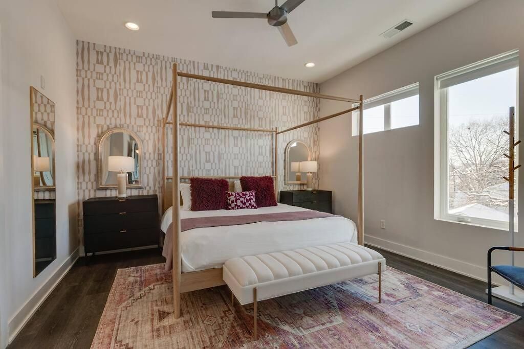 West End 4 Bd,4bath Walk To Bars-close To Broadway