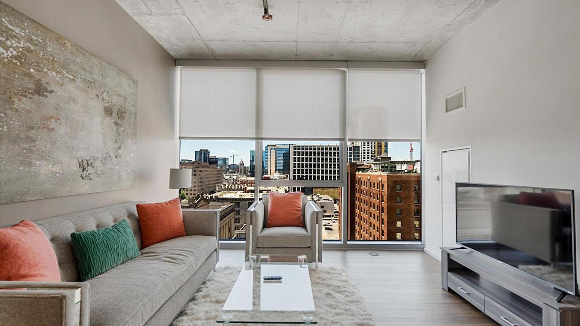 Global Luxury Downtown Apartment *