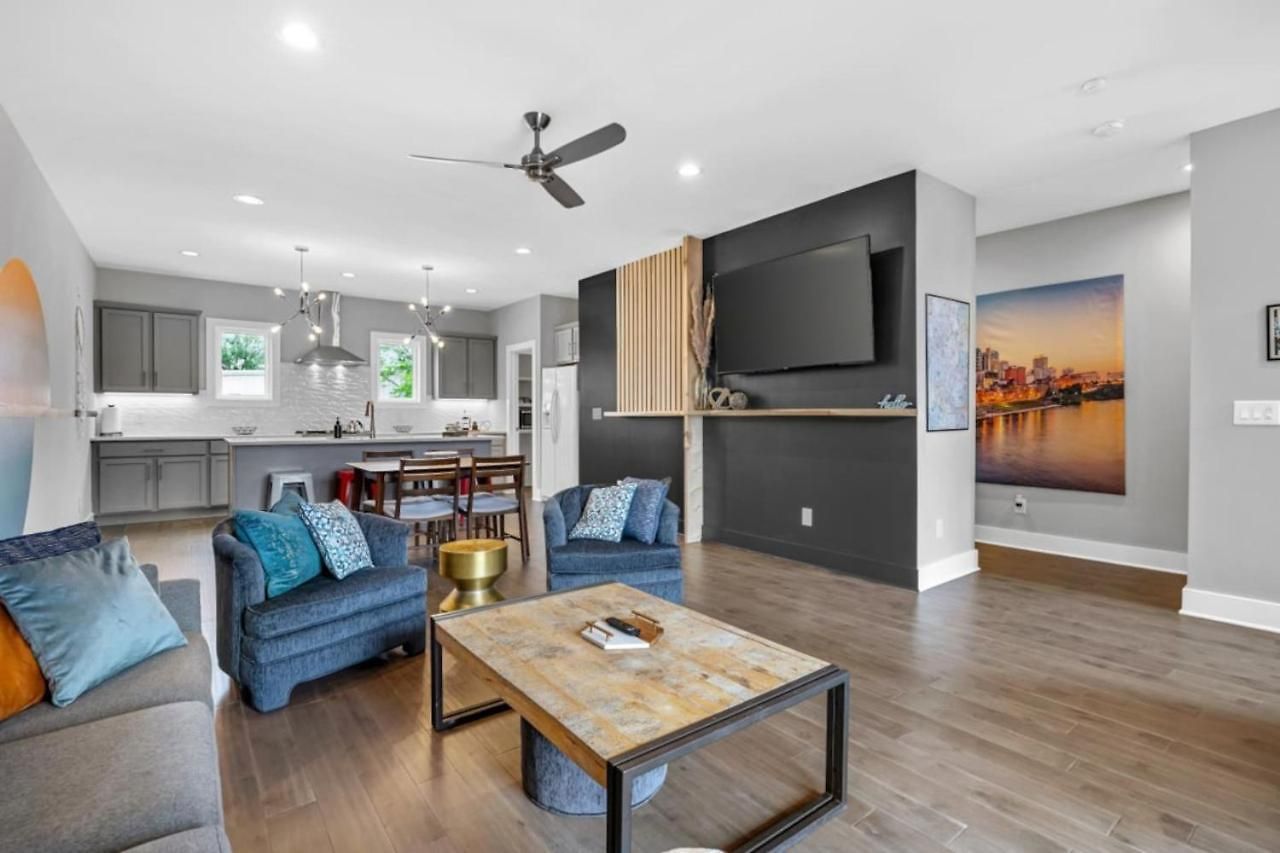 Rhythm And View - Broadway Groups Secure Garage Holiday home Nashville