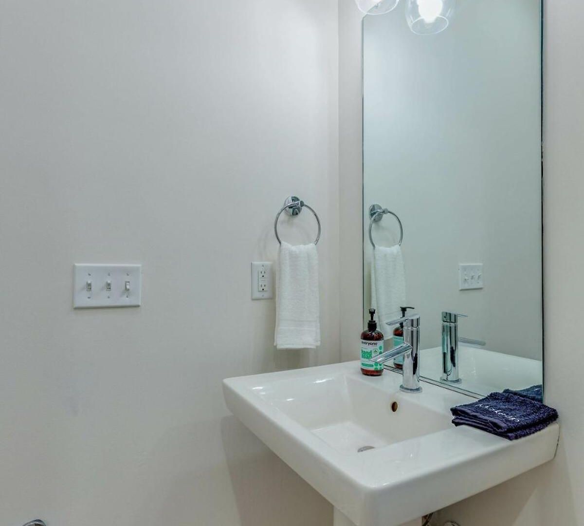 Belmont Music Row 4 Bed, Rooftop, 10 Minutes To Dt, 24 Hour Hospitality Team, Perfect For Groups, 7 Miles To Airport
