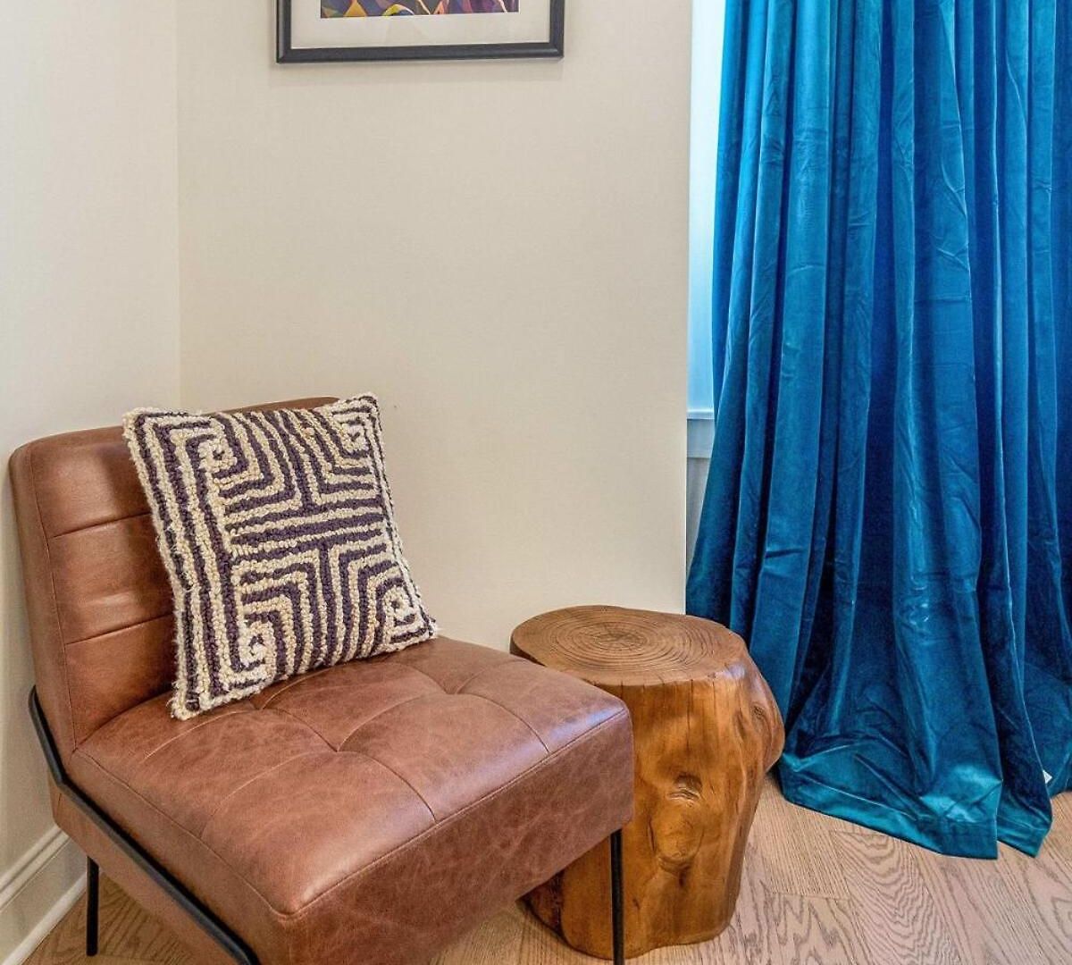 Belmont Music Row 4 Bed, Rooftop, 10 Minutes To Dt, 24 Hour Hospitality Team, Perfect For Groups, 7 Miles To Airport Holiday home *