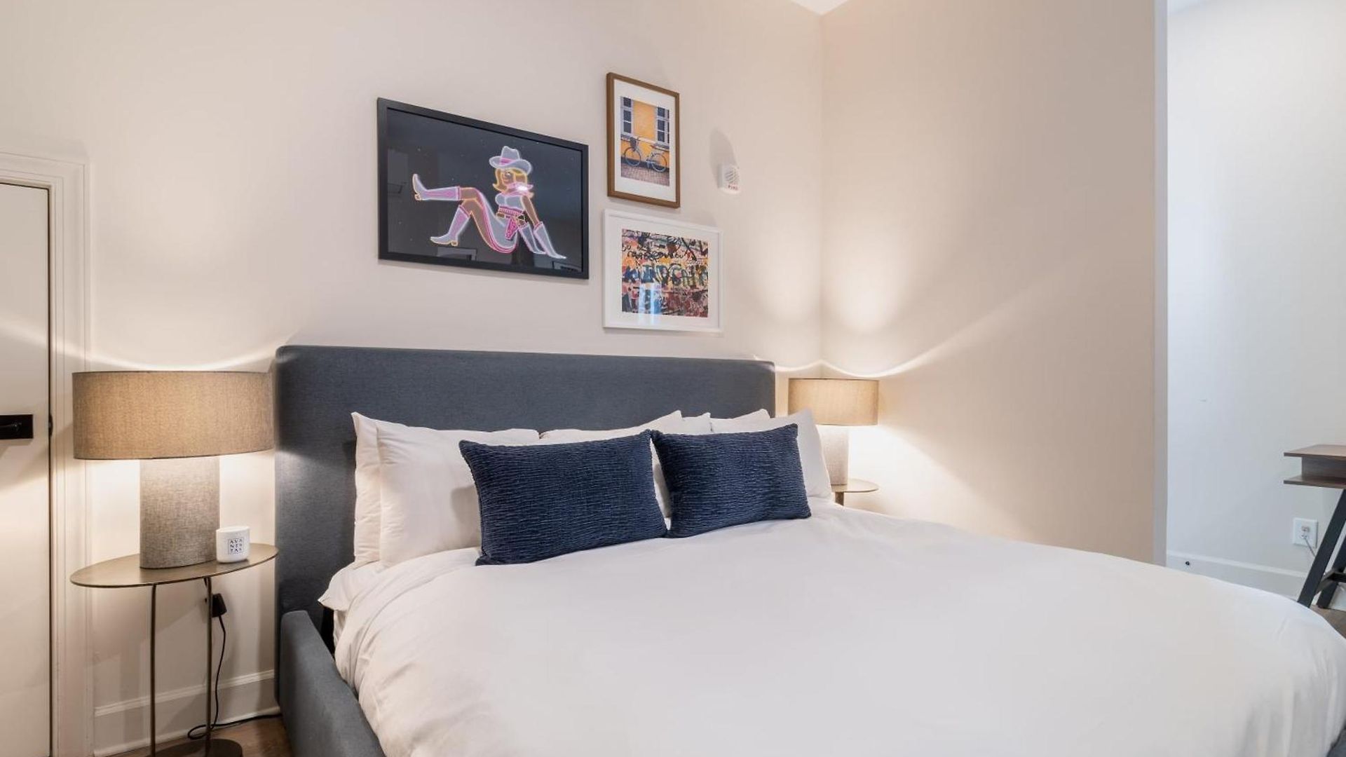 Apartment The Conway By Avantstay