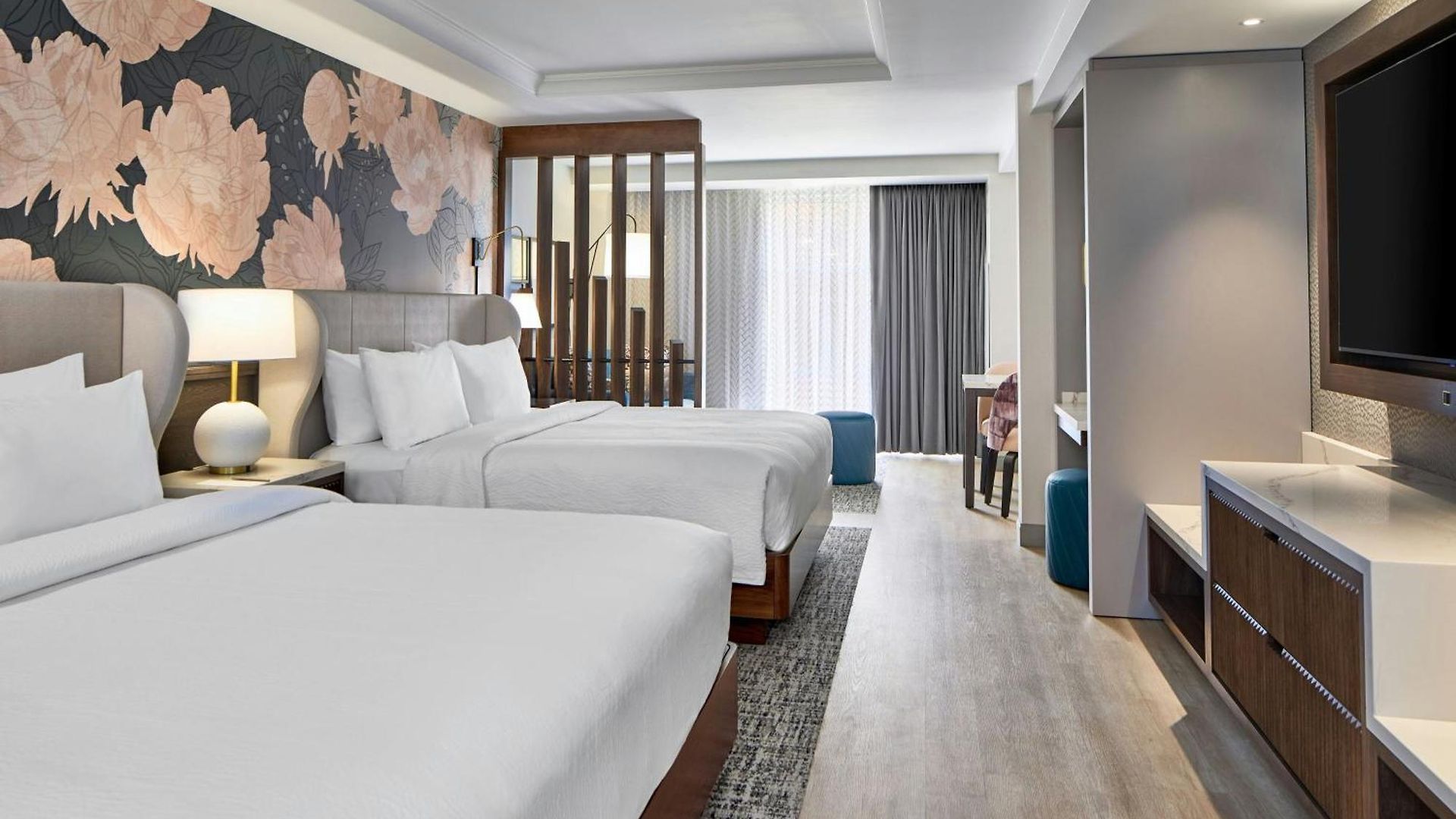 By Marriott Downtown/convention Center 3*