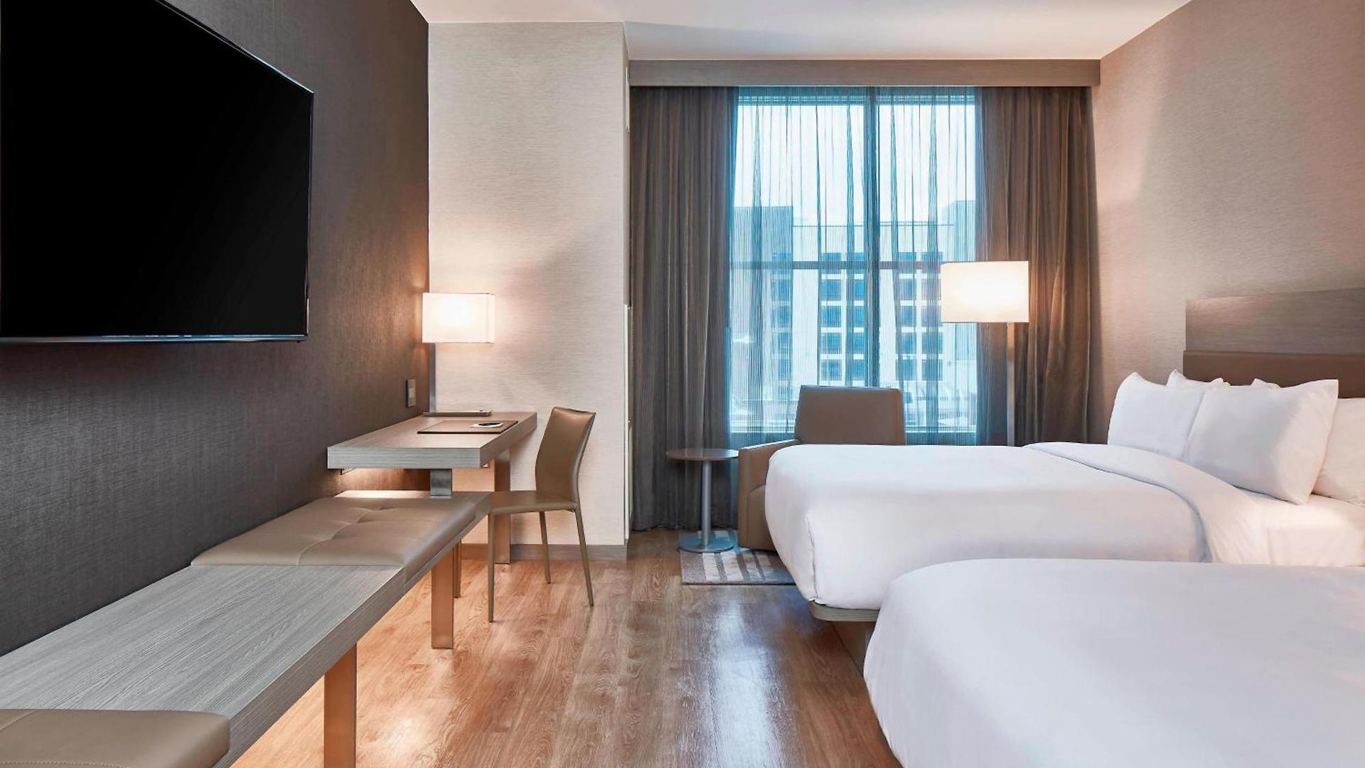 Ac Downtown Hotel 4*