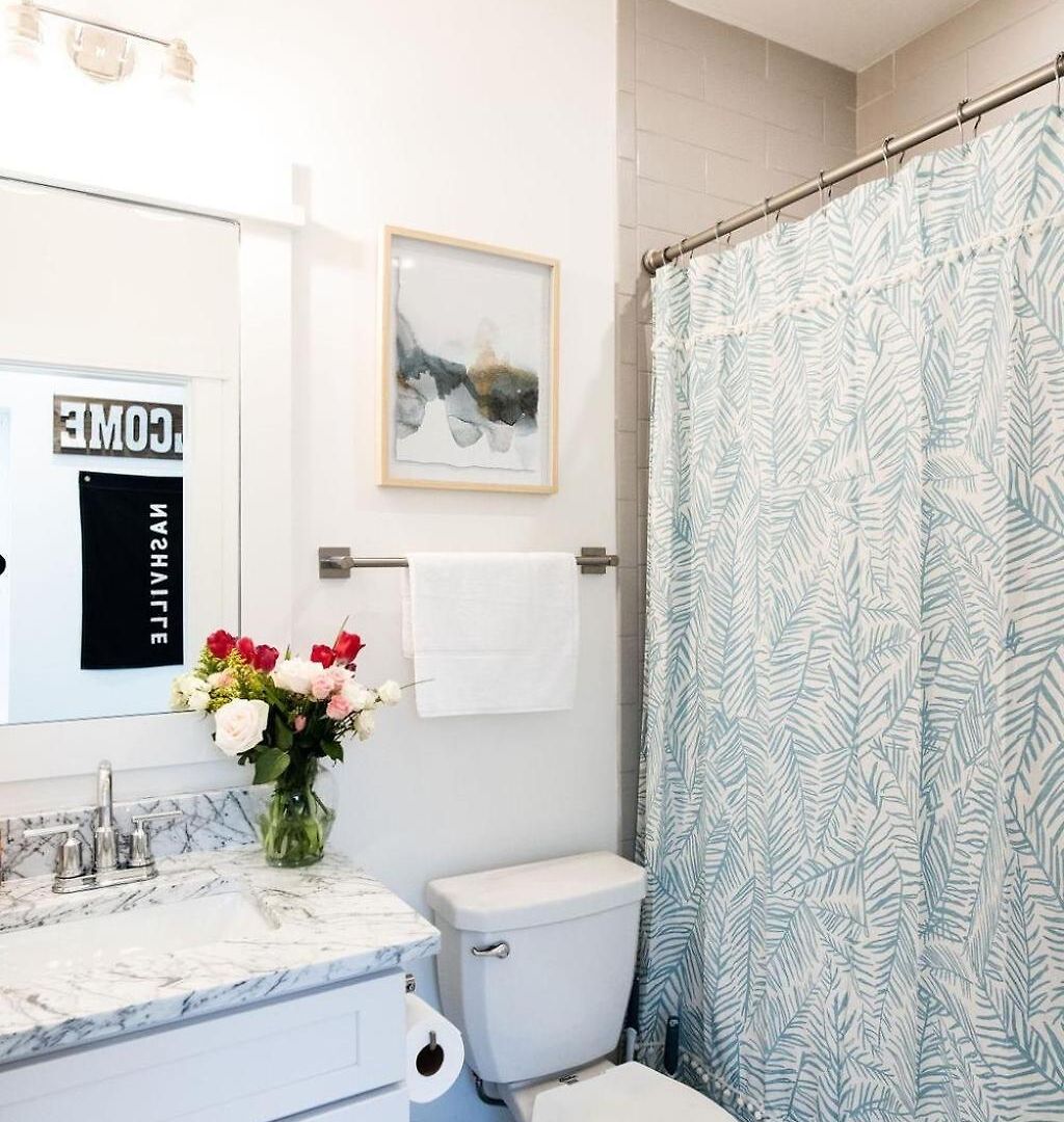 Luxury Hillsboro Village Rooftop Retreat Sleep 12 W Chef S Kitchen Smart Tvs & Garage Walk To Vanderbilt Pancake Pantry & Boutique Shopping Minutes To Broadway 12 South & The Parthenon 24 7 Hospitality *