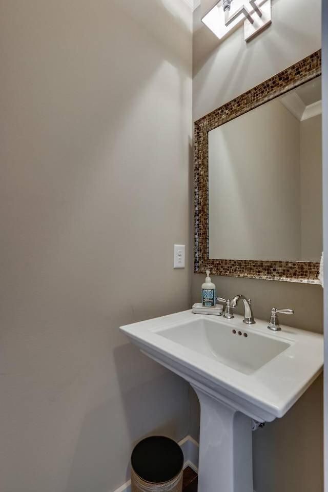 Twin Belmont Homes W 8 King 4 Living Sleep Up To 24 Guests Walk To Belmont & Vanderbilt Near Music Row The Gulch & 12 South 2 Miles To Broadway Smart Tvs Parking 24 Hr Hospitality * Nashville