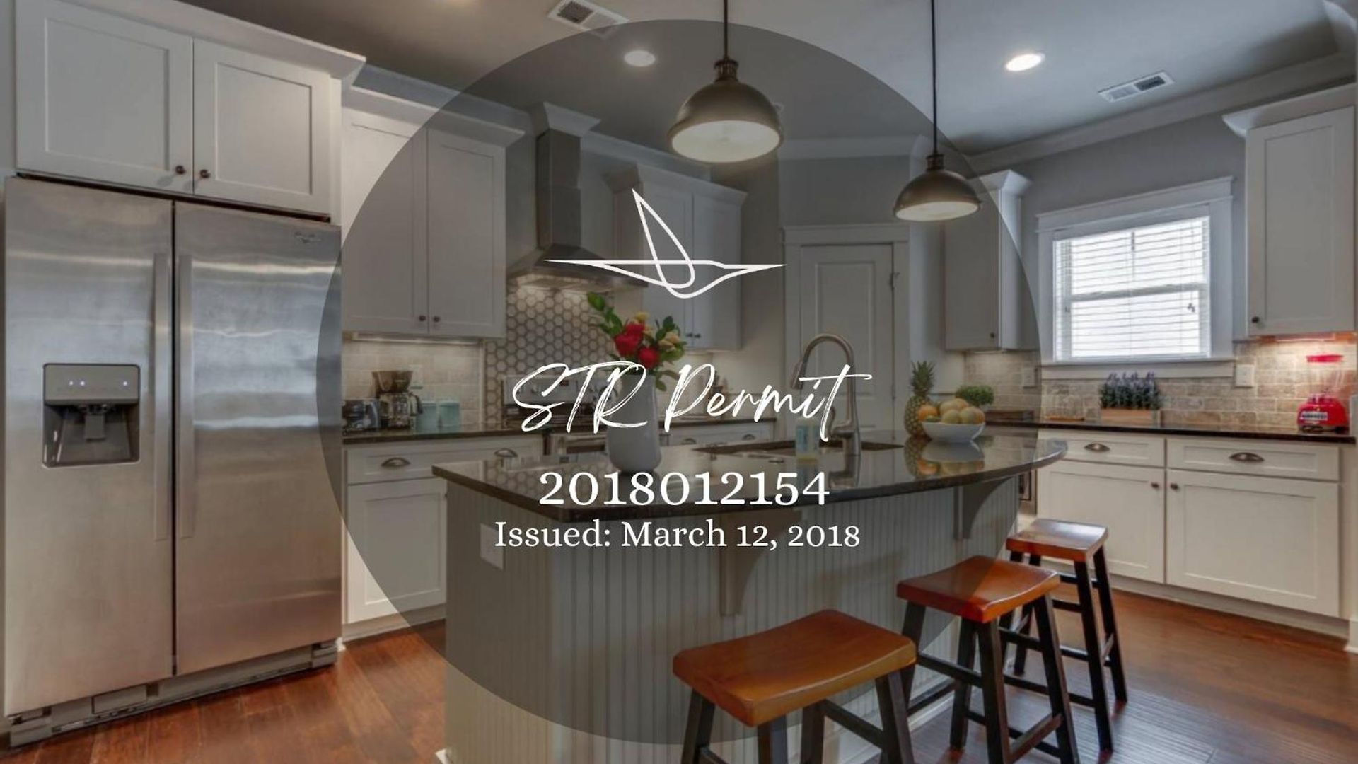Elegant 4 King Belmont Retreat With 2 Living Walk To Belmont And Vanderbilt Near 12th South Music Row & The Gulch 2 Miles To Broadway Large Dining Table Smart Tvs Parking 24 Hr Hospitality *