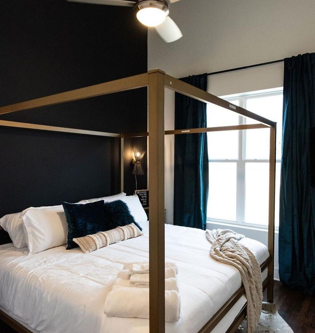 Luxe Hillsboro Village Homes For 24 With 4 Patios, Rooftops And Garage Parking, Gourmet Kitchens And Smart Tvs, Walk To Vanderbilt, Pancake Pantry And Fido, 24hr Hospitality, 10 Min To Broadway And The Parthenon *