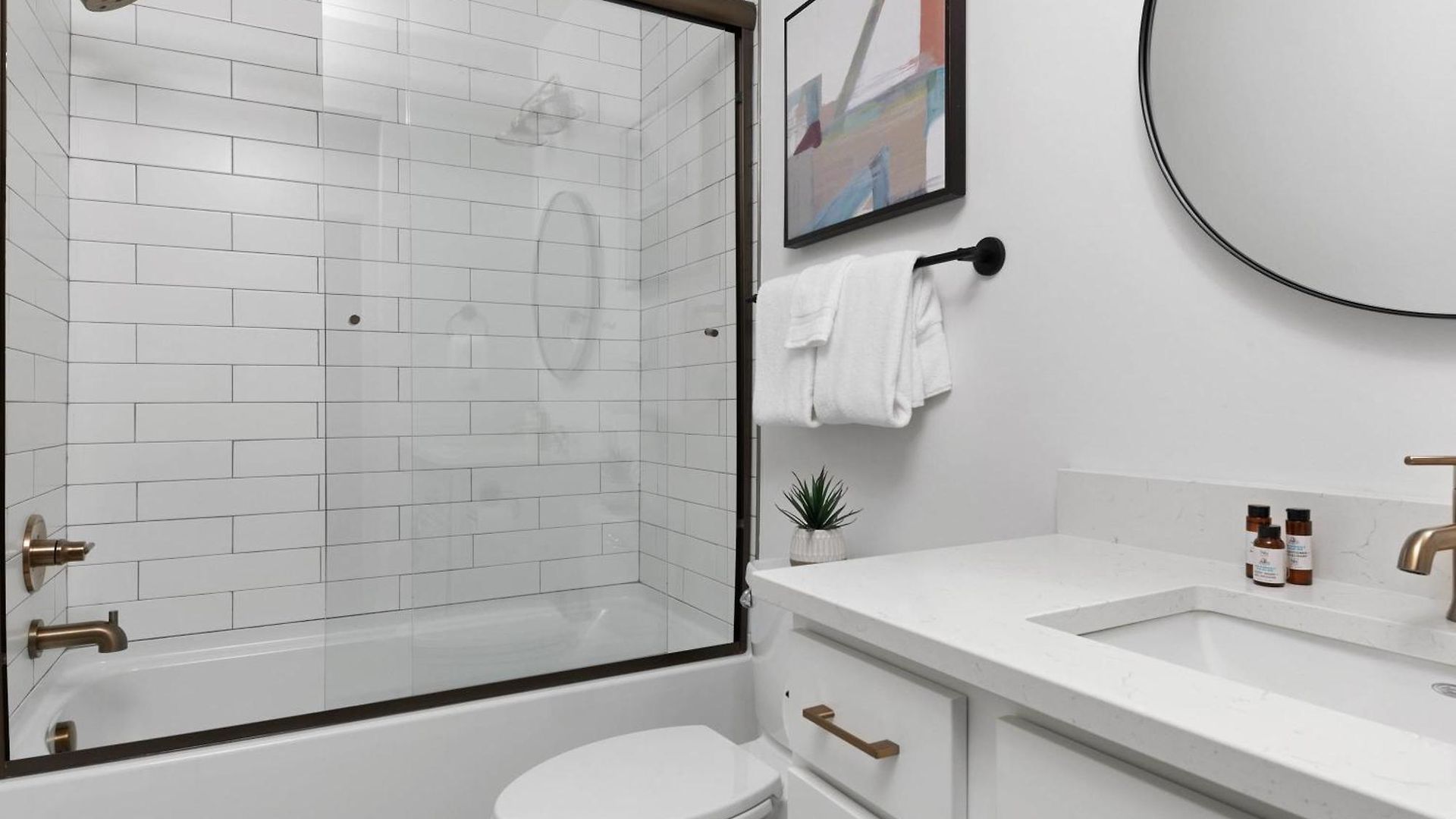 Holiday home The Camellia - Rooftop Patio & Dog Friendly! Nashville