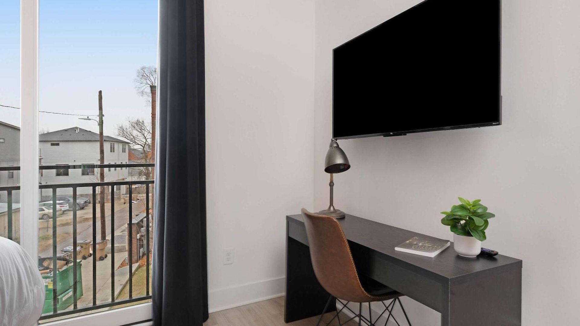 Holiday home The Aster - Rooftop Patio 2 Miles To Broadway *