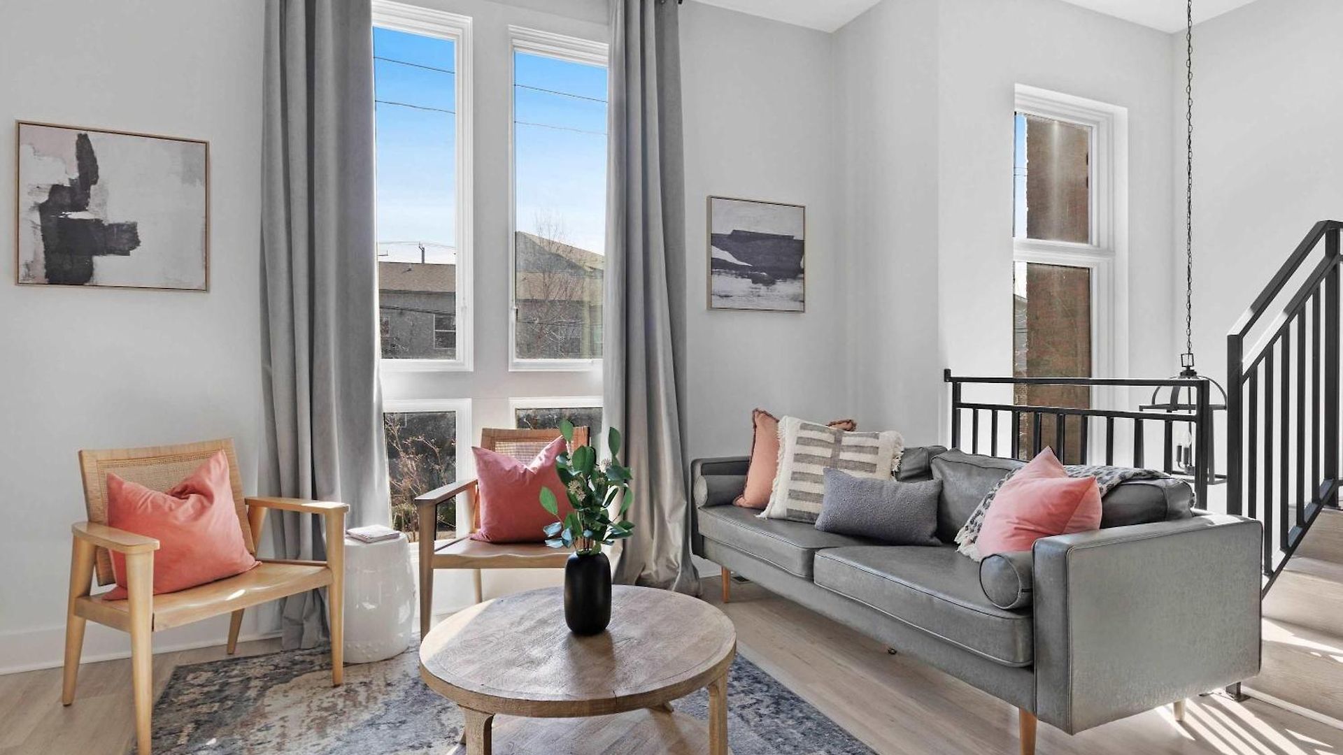 Holiday home The Camellia - Rooftop Patio & Dog Friendly!
