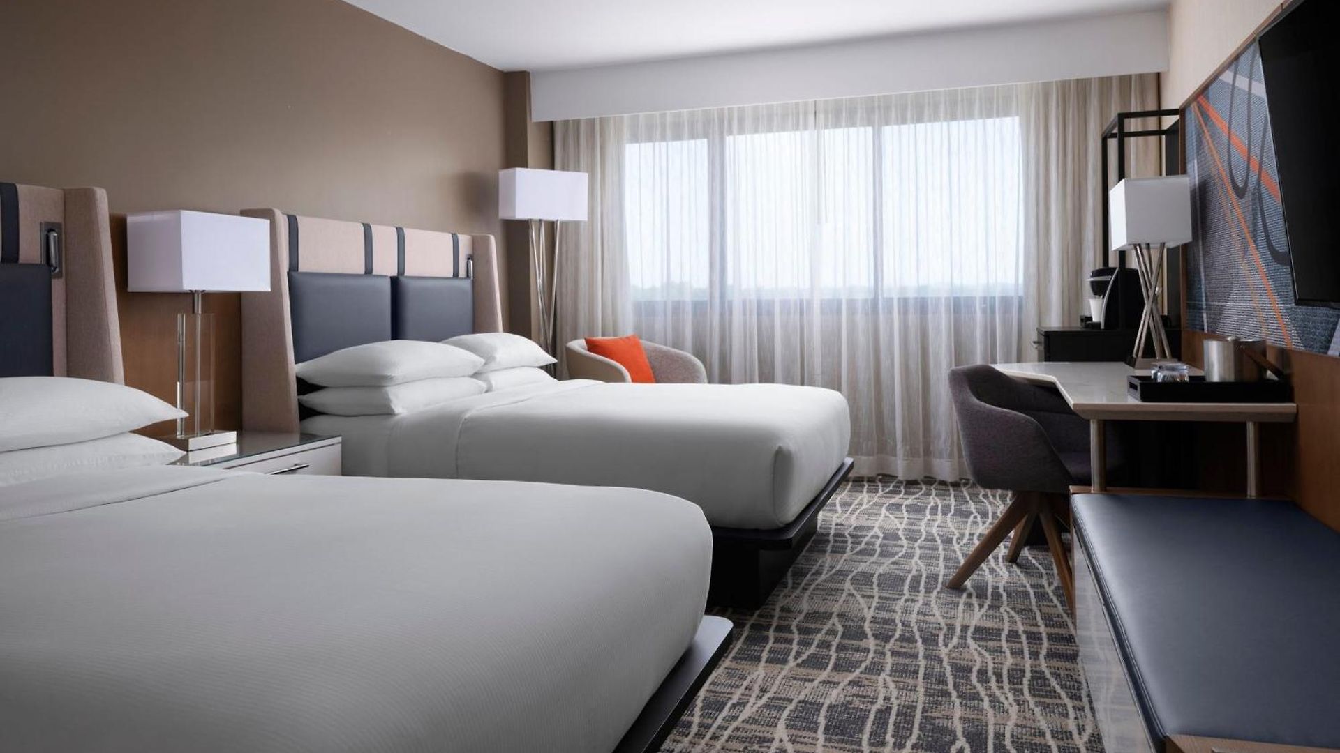 Airport Marriott Hotel