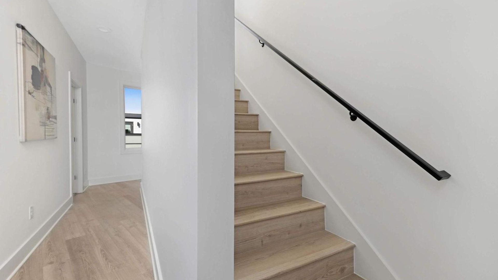 The Trillium - Beautifully Designed With Rooftop *