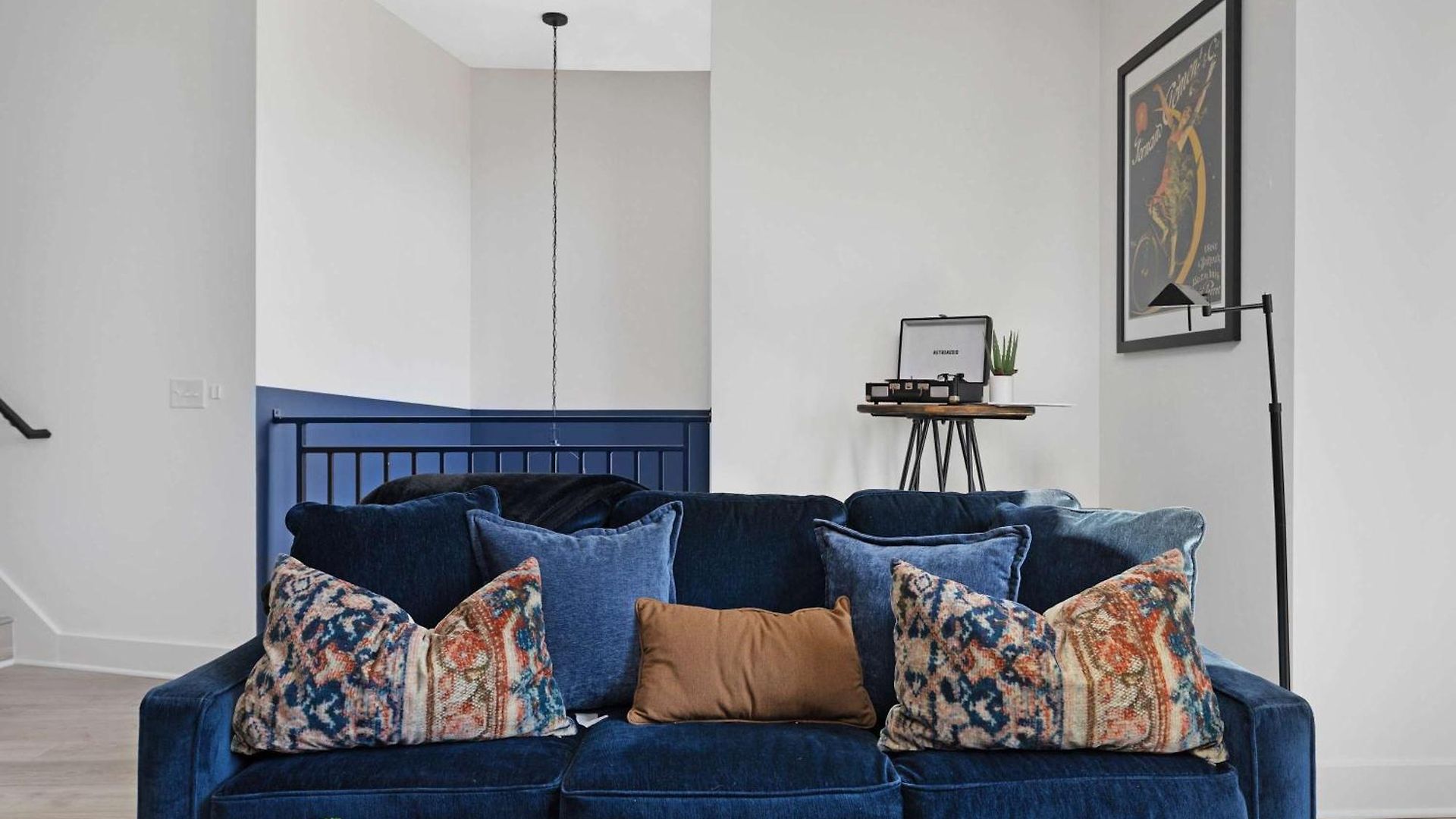 The Trillium - Beautifully Designed With Rooftop Holiday home *