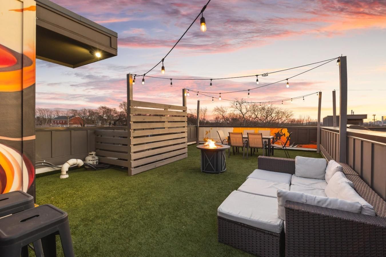 Holiday home 24k Escape - Rooftop Oasis, 3 Miles To Broadway! Nashville