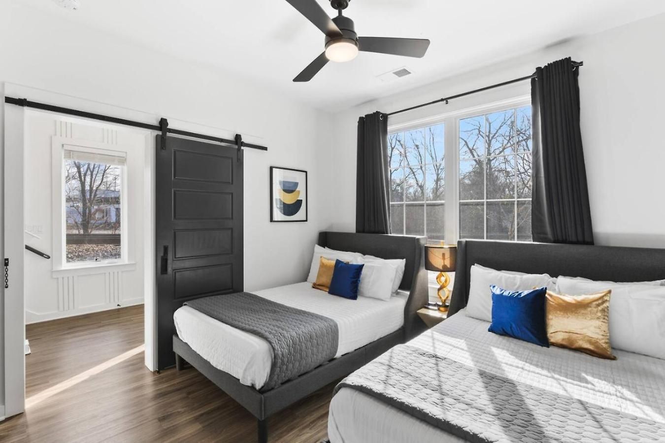 24k Escape - Rooftop Oasis, 3 Miles To Broadway!