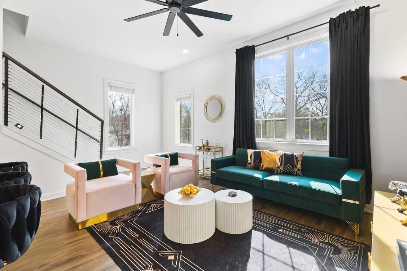 24k Escape - Rooftop Oasis, 3 Miles To Broadway! *