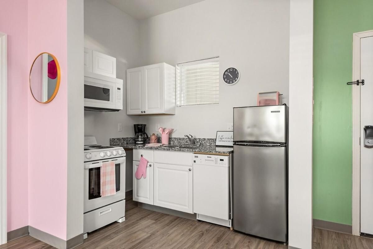 Apartment 4br Condo, Sleeps 13 Near Broadway Nashville