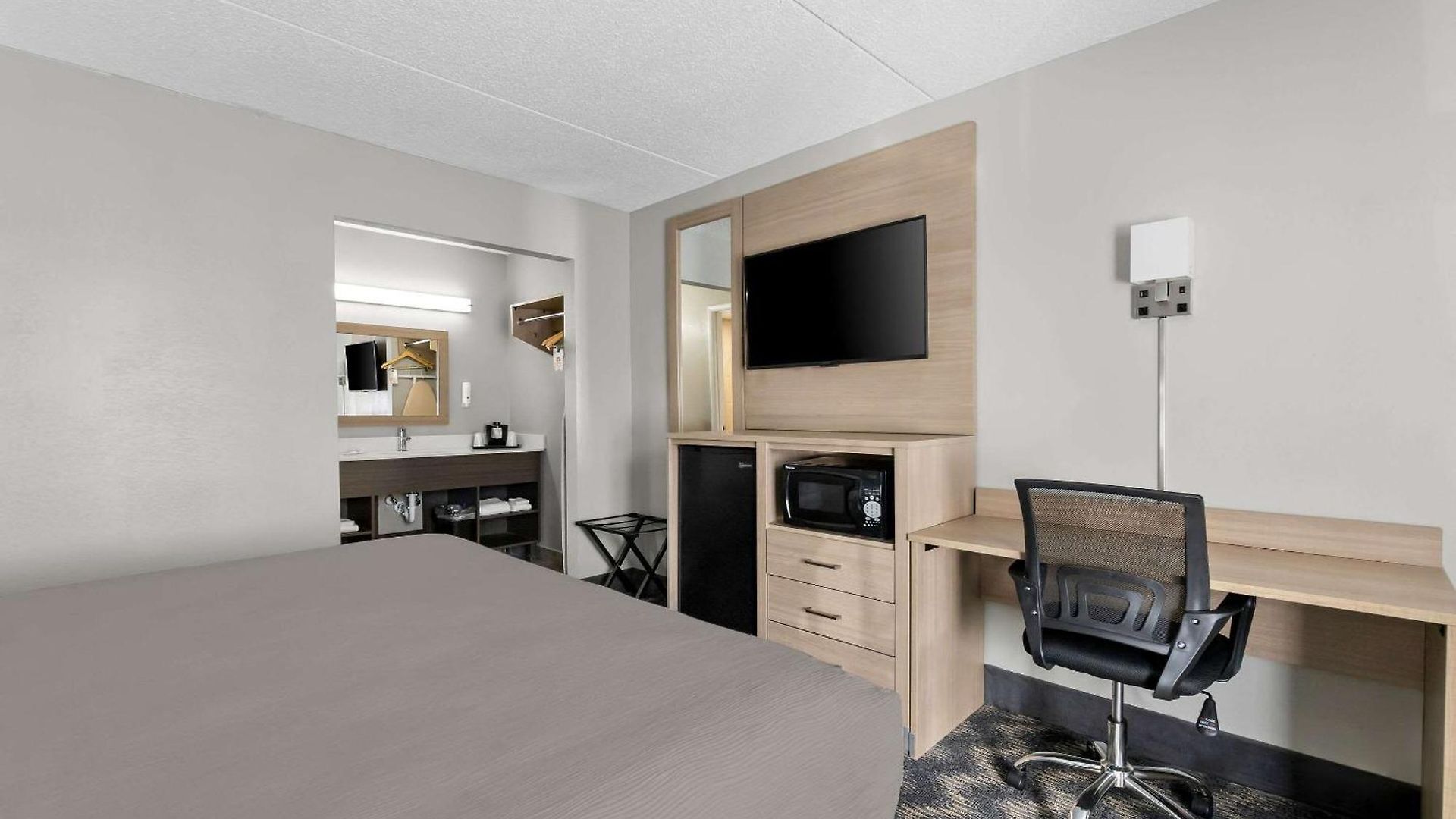 Inn Quality - Opryland Area 4*